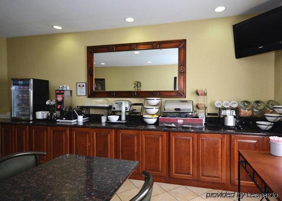 Hotel Super 8 By Wyndham Great Bend Restaurace fotografie