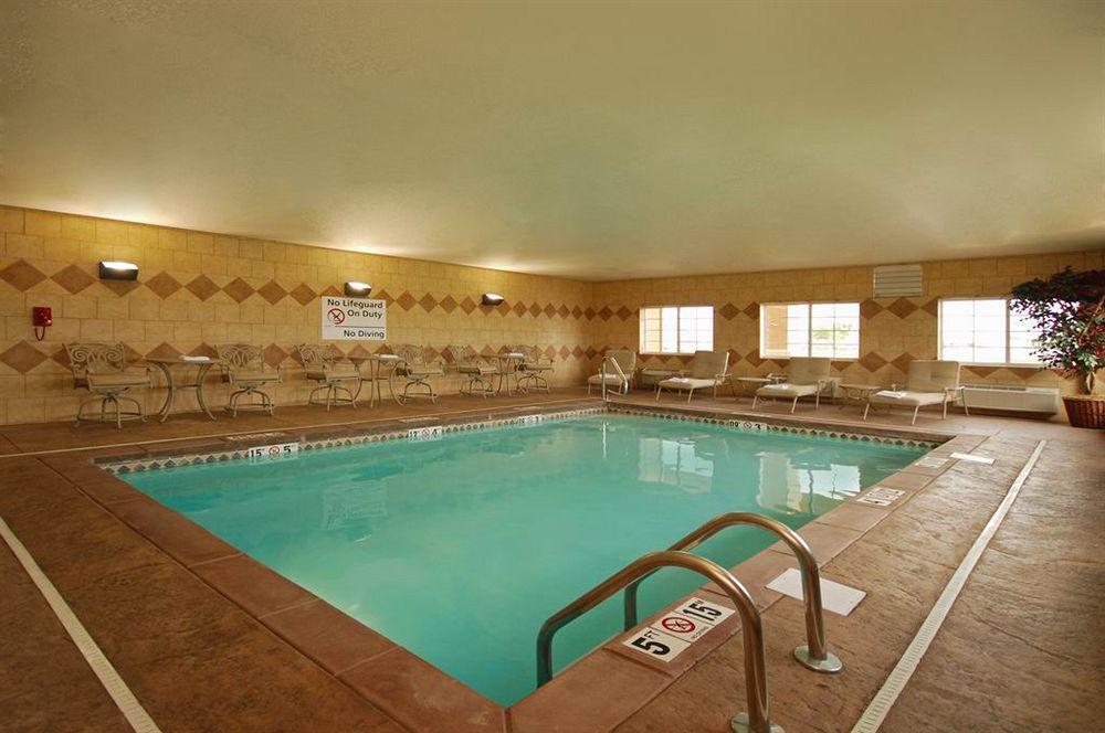 Hotel Super 8 By Wyndham Great Bend Zařízení fotografie